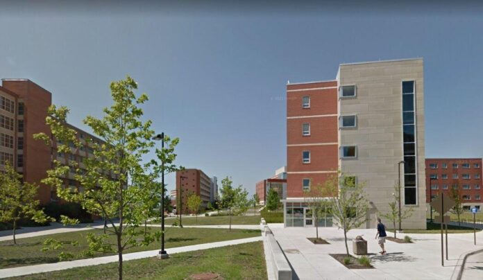 cops-investigate-death-a-dorm