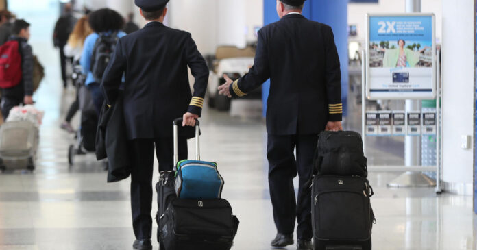 united-says-unvaccinated-workers-cost-it-millions-of-dollars