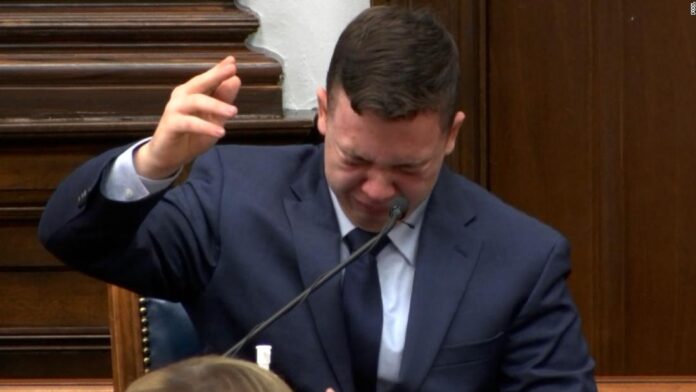 the-defendant-gets-emotional-giving-his-account-of-the-night-he-fatally-shot-two-people-during-unrest-in-kenosha-he-says-he-didn’t-go-looking-for-trouble.