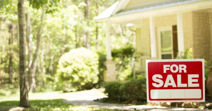 want-a-zillow-home?-not-so-fast,-flippers.