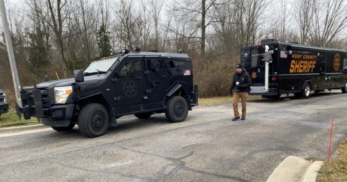 man-captured-after-police-standoff