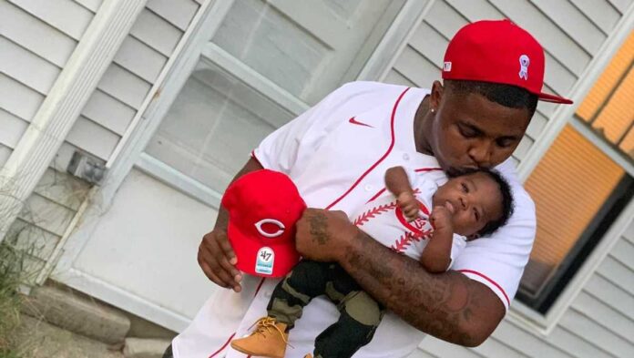 community-mourns-dad-killed-in-broad-daylight