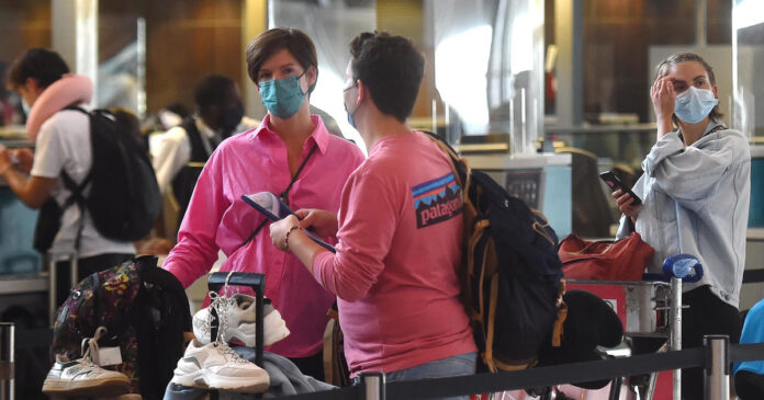 tourism-rattled-again-as-omicron-renews-barriers-to-travel