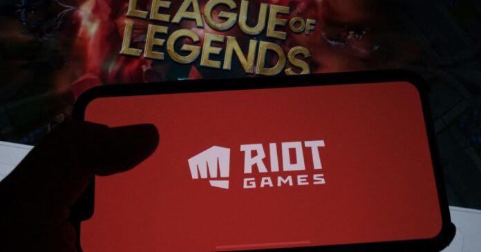 riot-games-agrees-to-pay-$100-million-to-settle-gender-based-suit