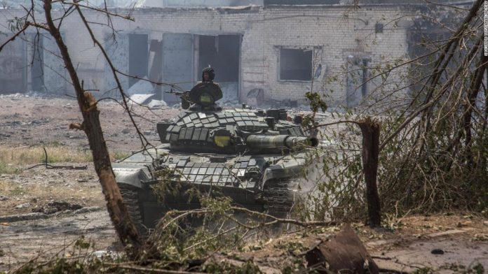 russian-forces-have-enough-firepower-to-launch-‘large-scale-offensive’-on-key-city,-ukraine-says