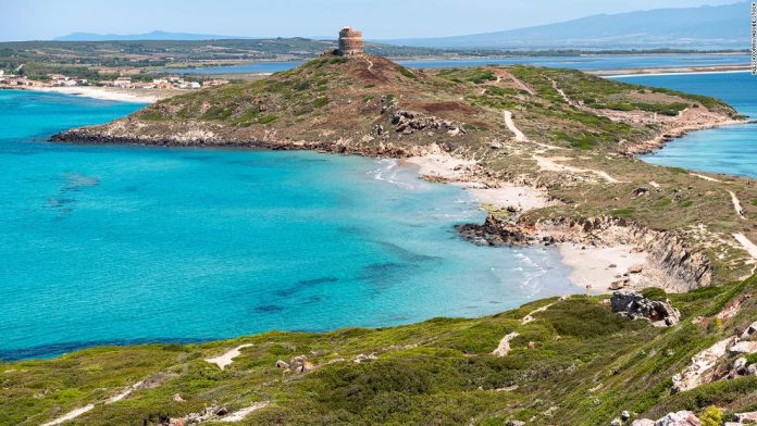 sardinia’s-‘100-towers-path,’-one-of-italy’s-most-stunning-coastal-hikes