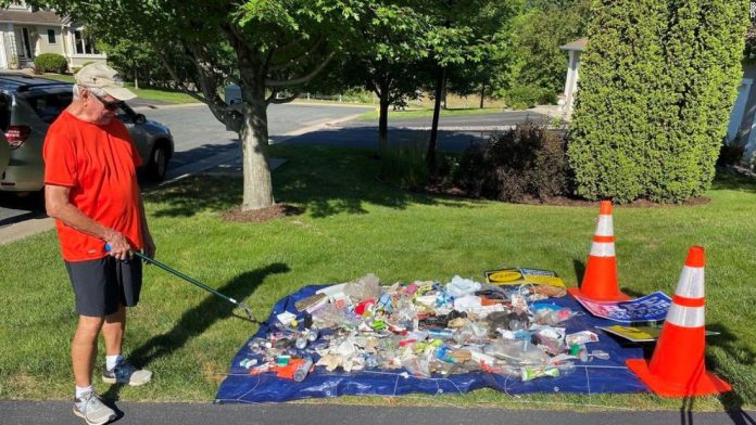man-picks-up-15-pounds-of-trash-in-a-week